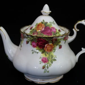 Old Country Rose theepot, middel